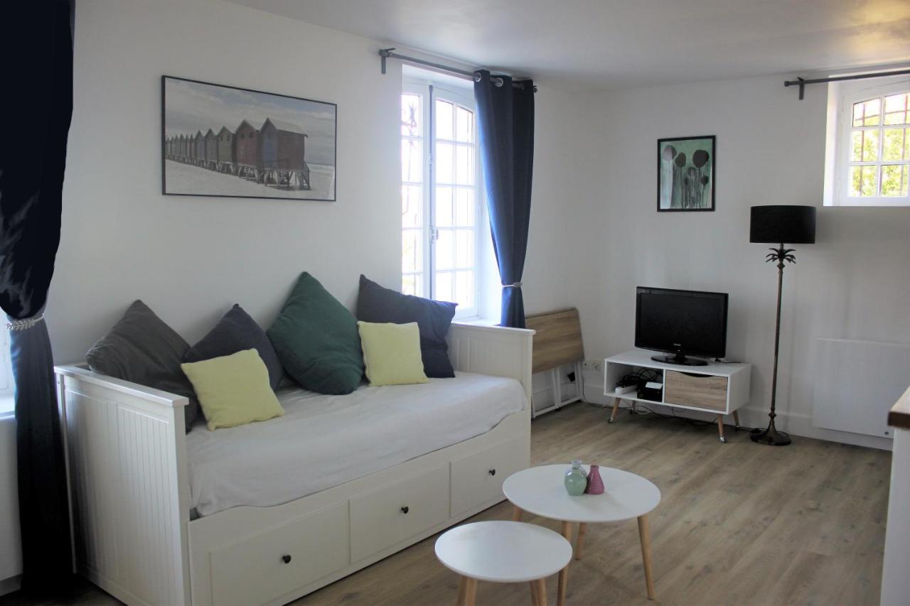 Appartement De Charme Dans Un Chateau A 5 Min D'Honfleur Гонвиль-сюр-Онфлёр Экстерьер фото