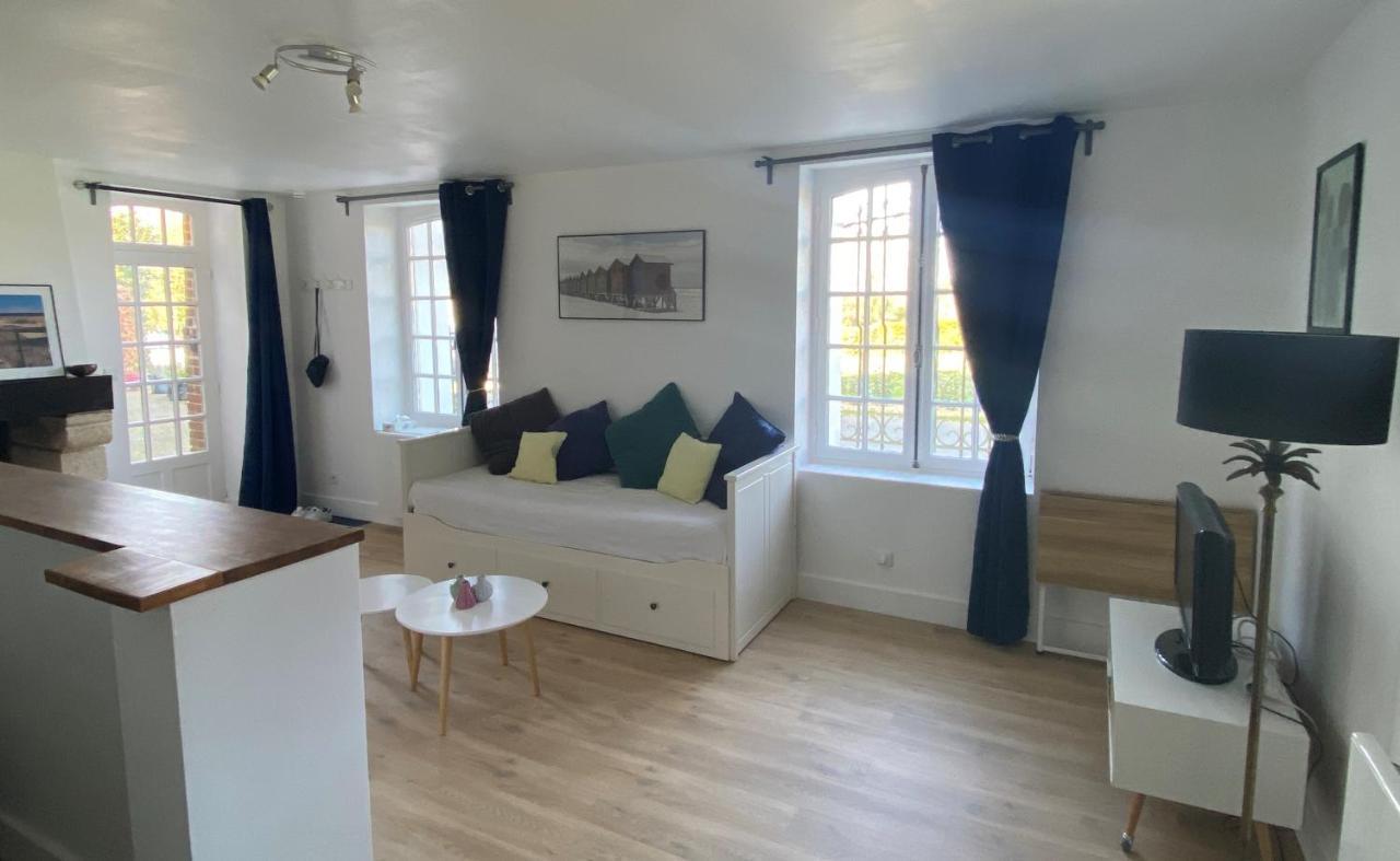 Appartement De Charme Dans Un Chateau A 5 Min D'Honfleur Гонвиль-сюр-Онфлёр Экстерьер фото